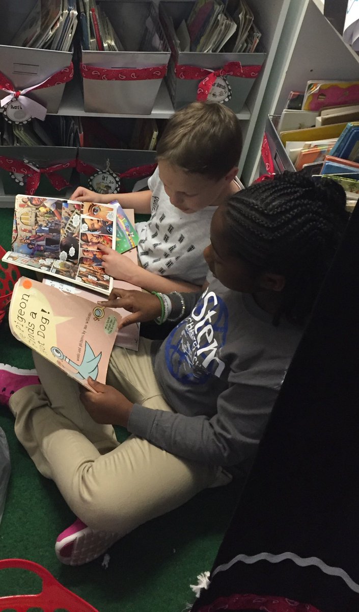 Look!  Boys and girls can sit EEKK!