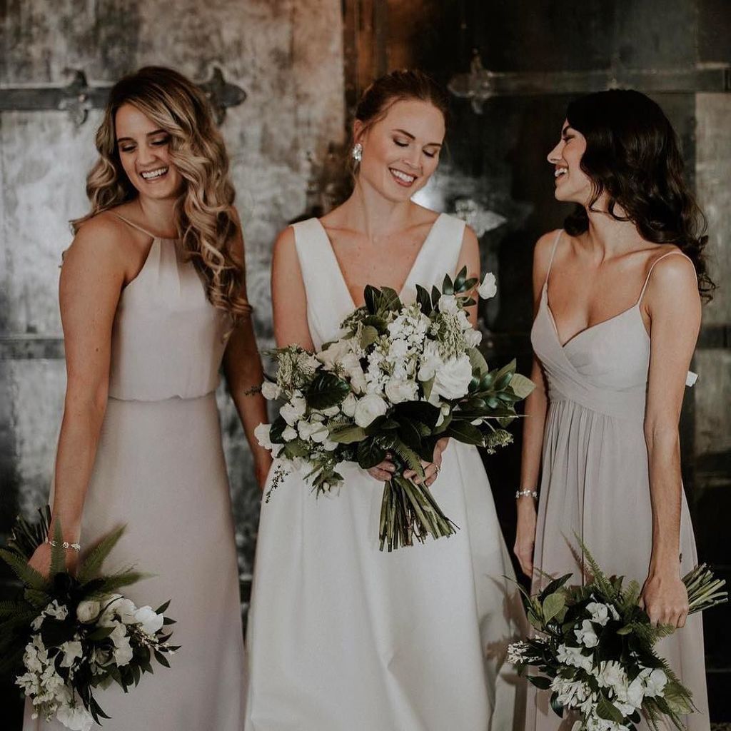 pearlbydavids's tweet photo. SNEAK PEAK from yesterday's magic✨ Can NOT wait to post this Styled Shoot yesterday at Lor… https://t.co/990DK4n37S https://t.co/ALxmgfE0lW