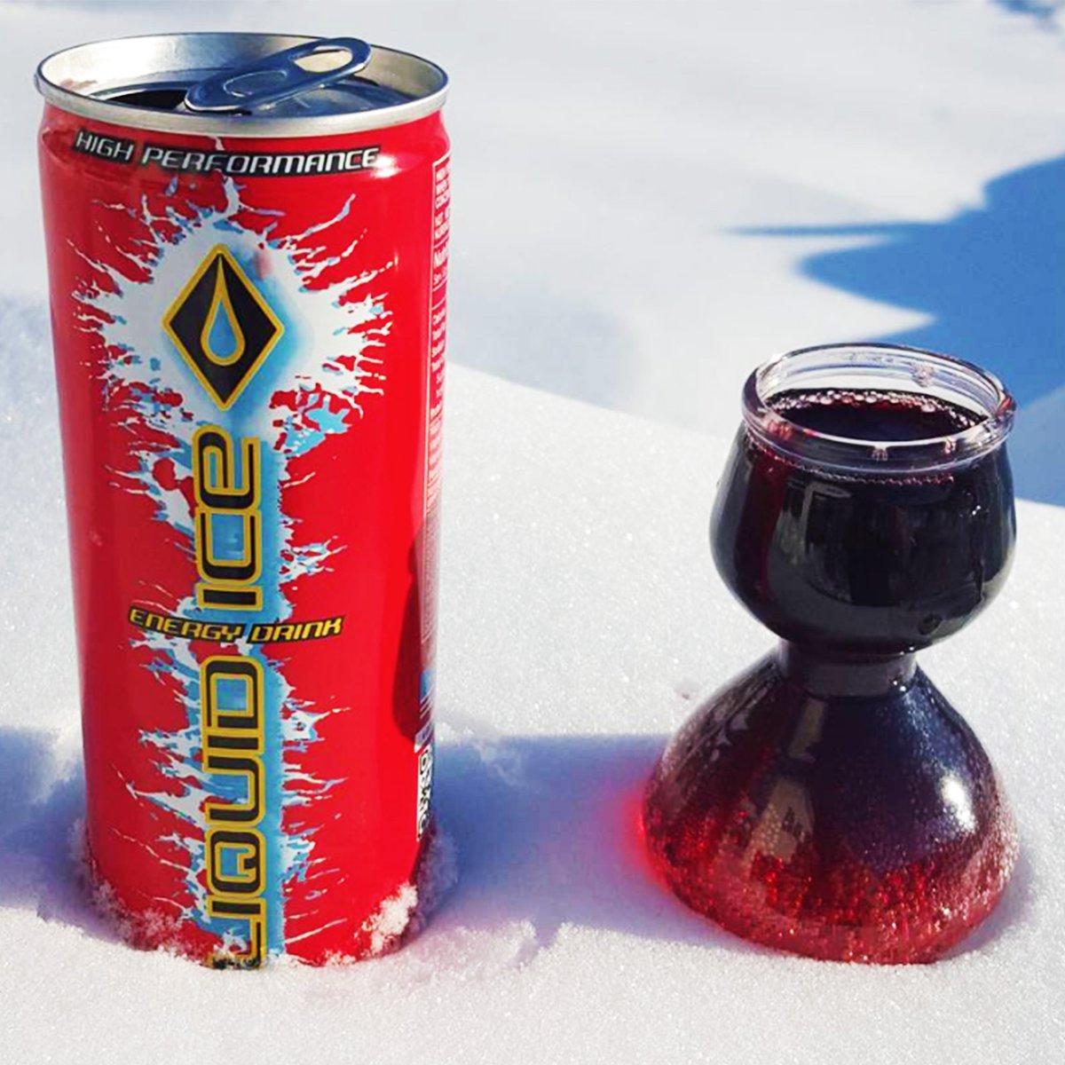Drink_LiquidIce's tweet photo. #BerryIce 🍓  #LiquidIceRed #BlueBerryMoonshine https://t.co/IIYAxhbWVm