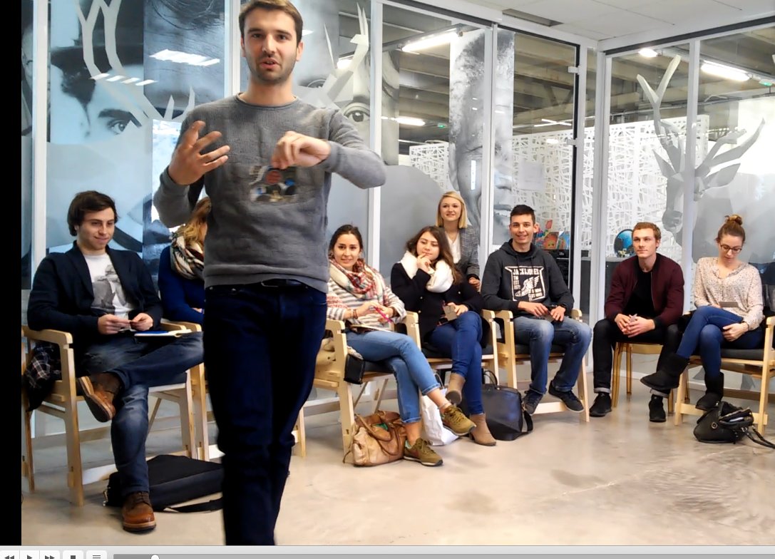 ProgrammeID's tweet photo. Etudiants du #programmeID de #SKEMA en séance d'#IntelligenceCollective @EXHIBITGROUP06. Séance d'inclusion pour commencer la réunion ! https://t.co/L1hAwOOXua