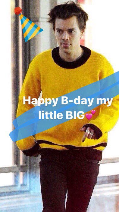 dashabr1's tweet photo. @Harry_Styles love you so 🌟
Have a nice day x
#HappyBirthdayHarry https://t.co/ZSvOoIJUZZ
