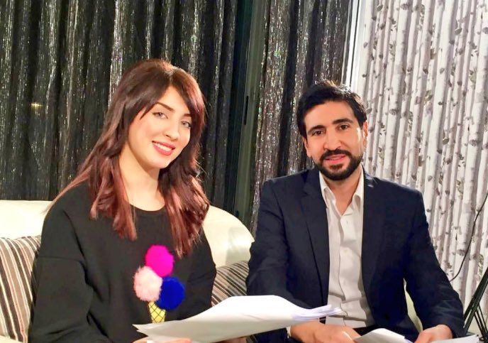 #سهيلة_بن_لشهب من #كواليس #ع_فرد_مخدة : أعتبر أنه شرف كبير تطلع اللهجة الجزائرية على الشاشة العربية
bit.ly/2jy1O64
<a href="/SuhilaBnLachhab/">Souhila Ben Lachhab 🇩🇿</a>