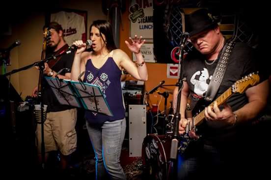 CBCLiveMusic's tweet photo. @CBCLiveMusic #757LocalBand CBCFans https://t.co/J0higuxJXL