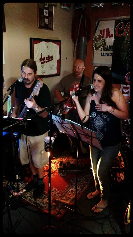 CBCLiveMusic's tweet photo. @CBCLiveMusic #757LocalBand CBCFans https://t.co/J0higuxJXL