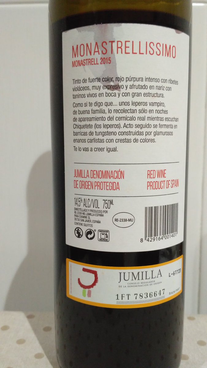 NovadorsGastro's tweet photo. #monastrellisimo per a sopar aquesta nit, recolectat per leperos vampiros de bona familia @rbarlam @jordimarin @jordi_a @Conxa77 @iferrer https://t.co/XTPqTNvUEc
