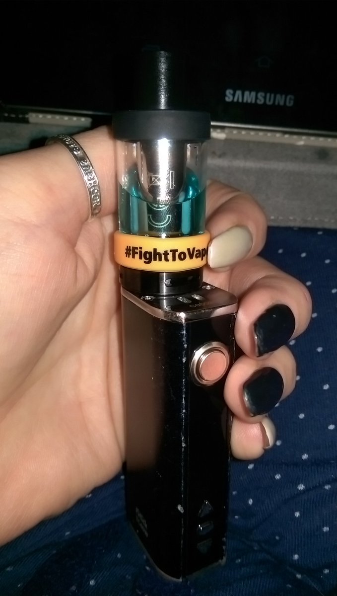 claire27lou's tweet photo. @ecigaspire My new #aspire #cletio tank arrived today...am well impressed with clouds on 0.4omh coil. #happyvaper #cloudchaser #fighttovape https://t.co/rgXJBkSG0M