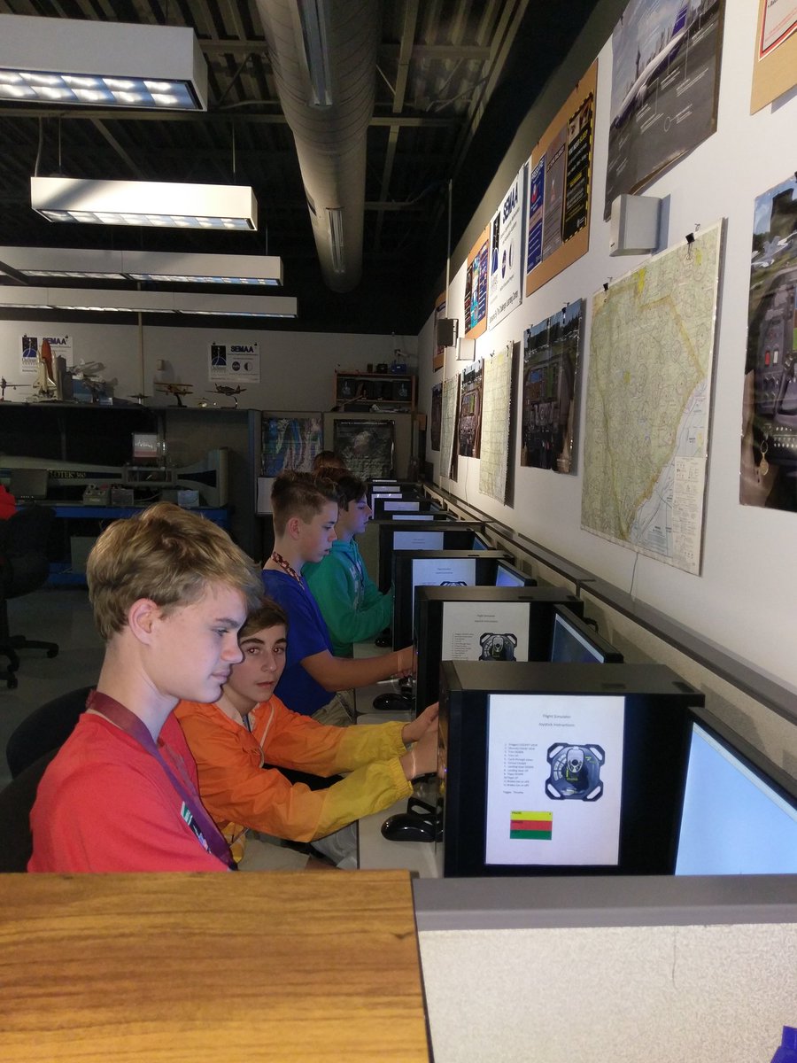 brittymat's tweet photo. Challenger Learning Center. Team work, problem solving,successful mission! https://t.co/JKQxHf9Rnz