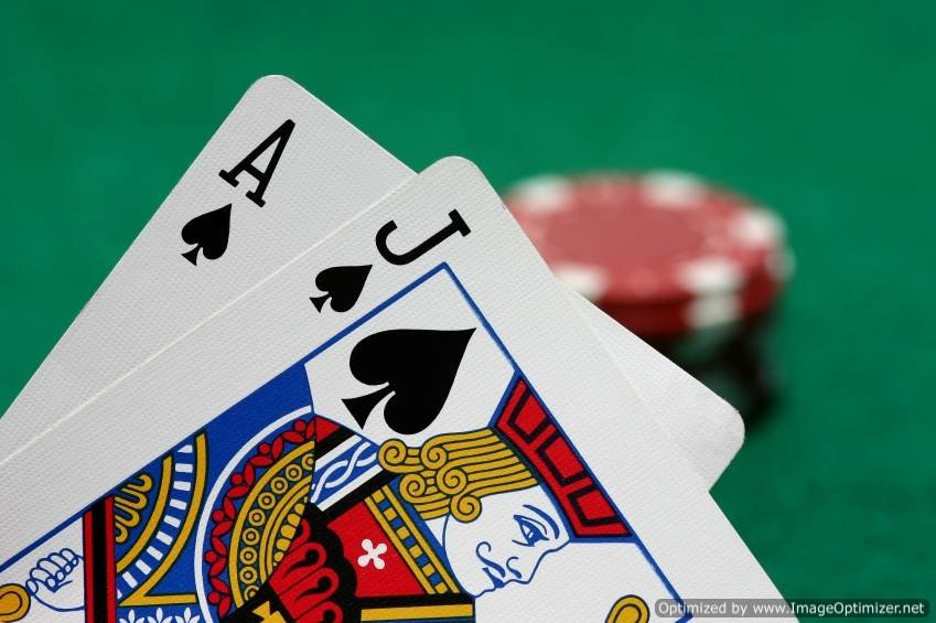 rhinogram's tweet photo. Ever wanted to play a round of blackjack you couldn't lose? Come see #rhinogram tomorrow at booth 424 to see how! #aadgp #aadgpconference https://t.co/CZ6RqncIVN
