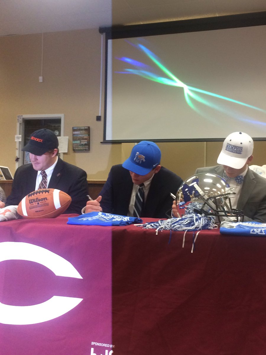 Hassellhoff_47's tweet photo. Happy to be a Memphis Tiger https://t.co/MreuDUsfPH
