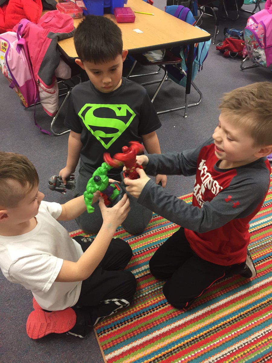kme222reuter's tweet photo. We had so much fun playing together! #GSDP2017 #kme302 #kaneland302 https://t.co/VA1mNGz4e8