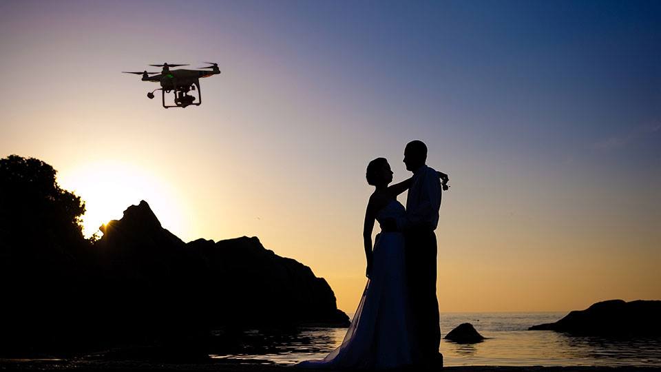 studiofilms's tweet photo. ¿#TuBoda será al aire libre? Sácale provecho a tu locación para capturar tomas aéreas. ¡Contáctanos! https://t.co/3a0Yy0s3AP #video #drone https://t.co/G7ADFnXjoq