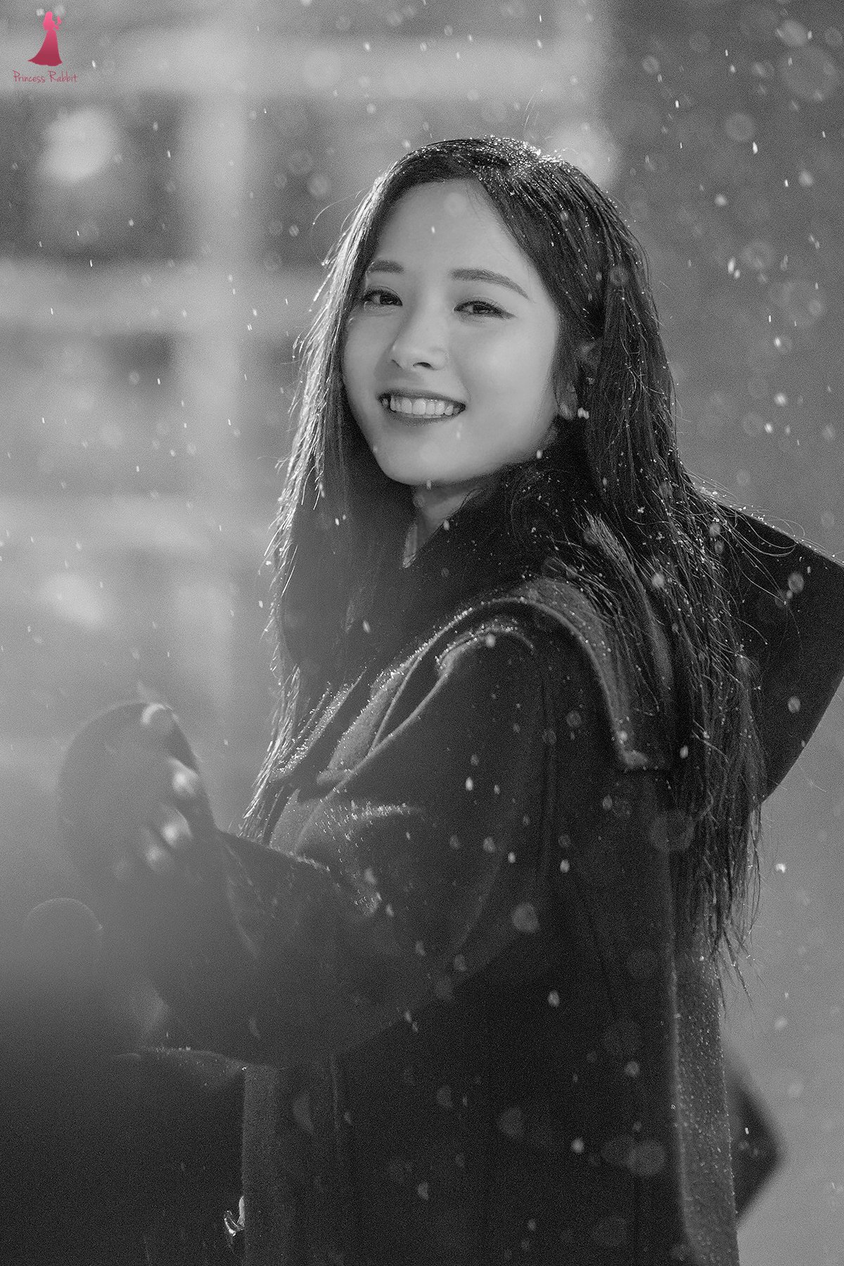 C3nP7LgWIAAkb9O.jpg:large