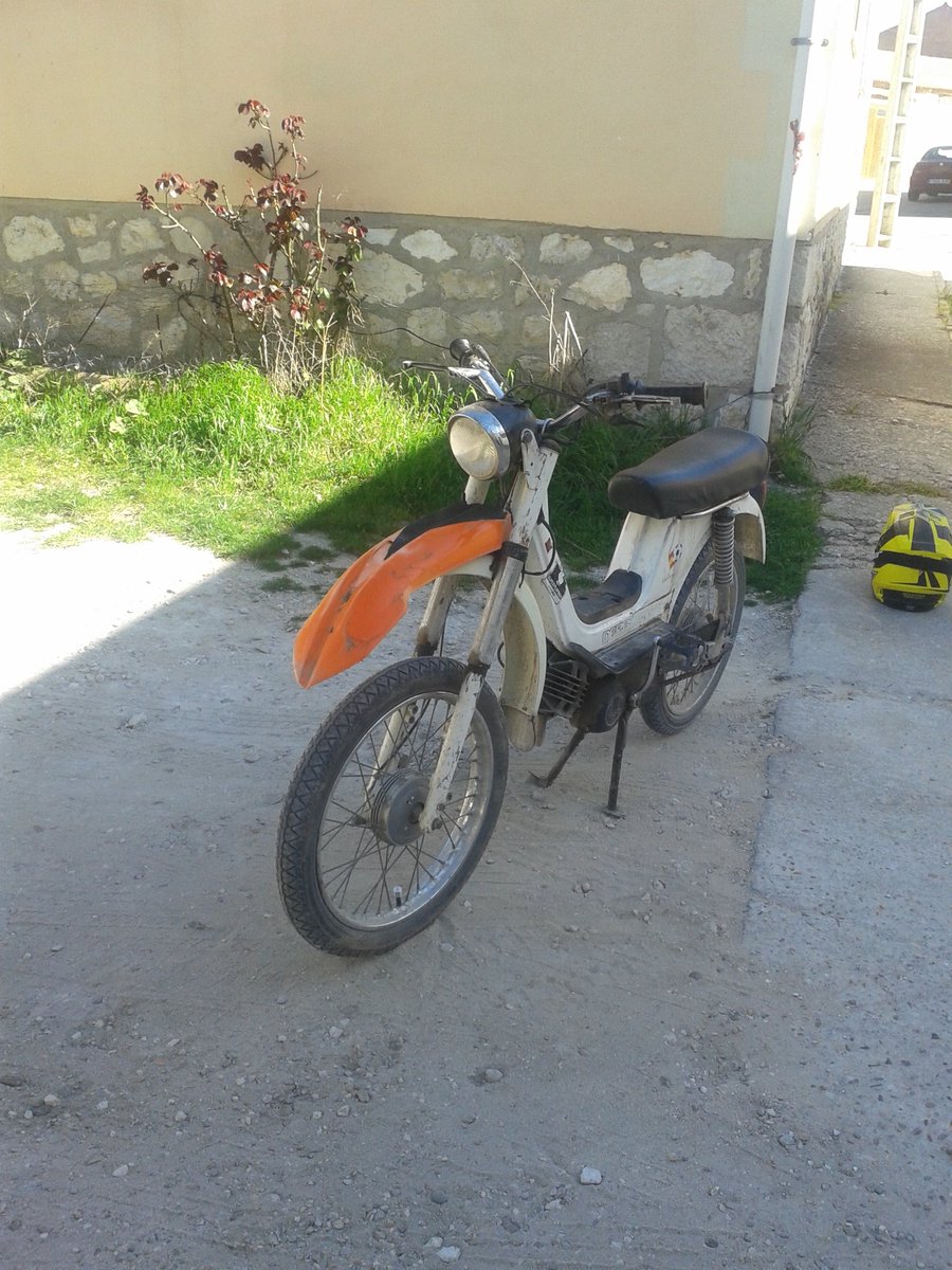 oscarmarcos5's tweet photo. @danipanader @Joel_Herrero  no habéis visto a natasha #ktmpower https://t.co/FU0JqZpre5