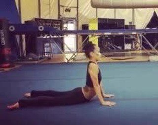 sweetgymstuff's tweet photo. She has to be half serpent!
.
.
.
.
.
.
#sweetgymstuff #gym #fit #fitness #flexibility #fl… https://t.co/QSfuhhhrZY https://t.co/F9cBbvF22u