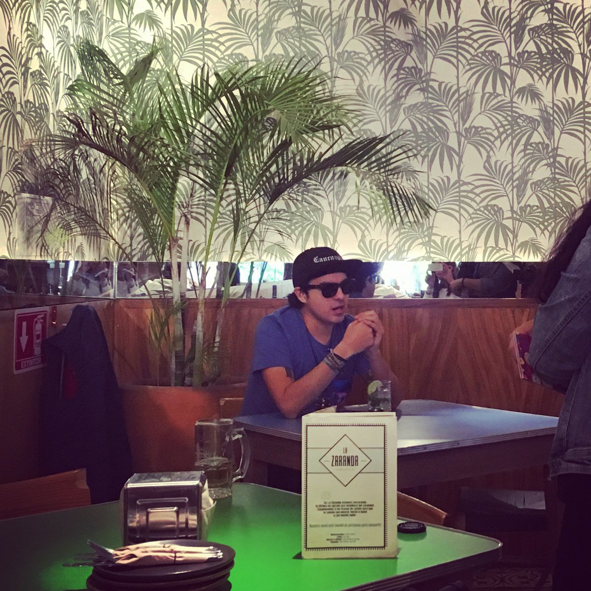 Día de entrevistas. Gracias por su hospitalidad a todos en <a href="/LaZarandaDf/">La Zaranda</a> y a los medios que nos acompañaron 
#palapafunk