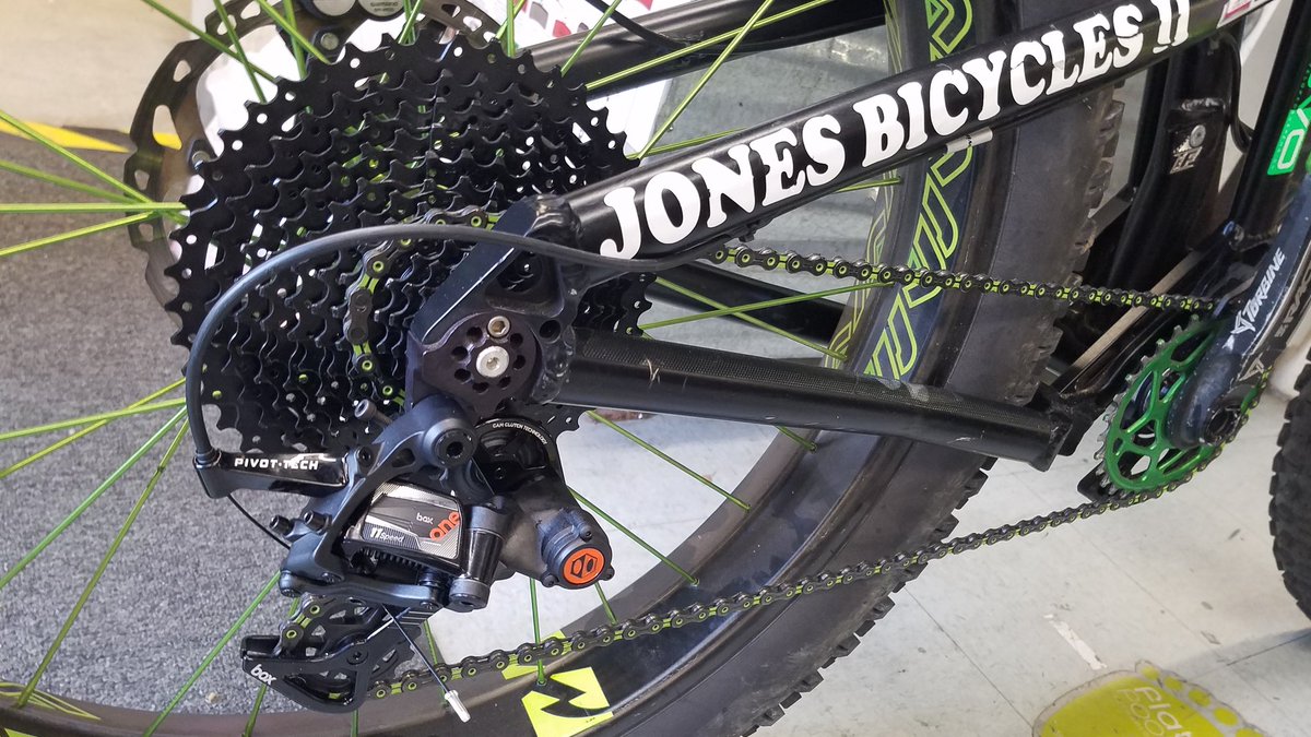 JonesBicycles2's tweet image. #DVOMINATOR #DVOSUSPENSION #BOXCOMPONENTS #getoutNride