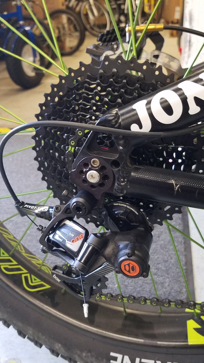 JonesBicycles2's tweet image. #DVOMINATOR #DVOSUSPENSION #BOXCOMPONENTS #getoutNride