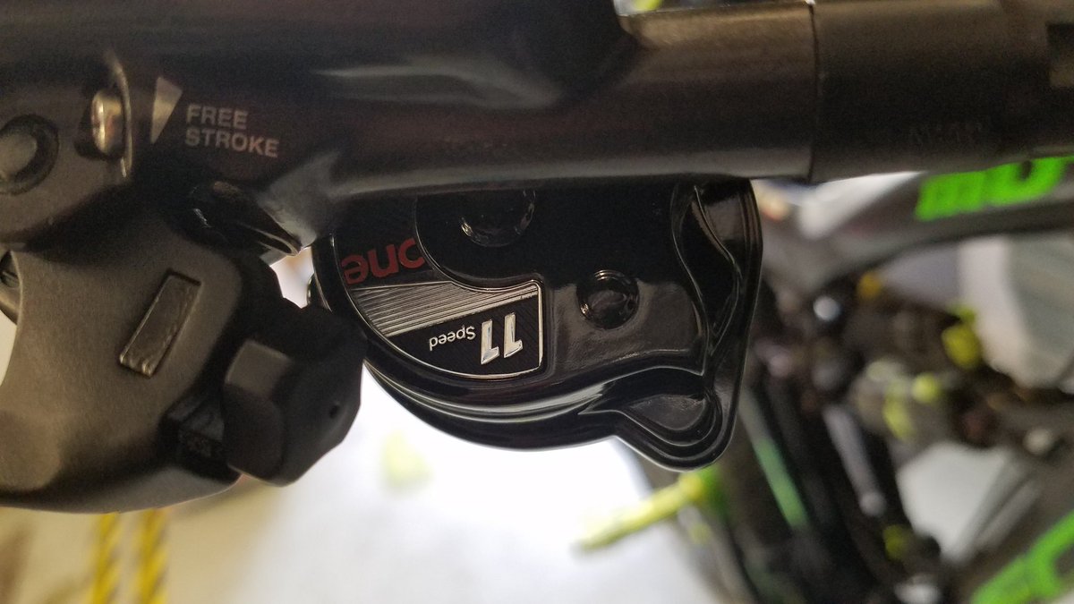 JonesBicycles2's tweet image. #DVOMINATOR #DVOSUSPENSION #BOXCOMPONENTS #getoutNride