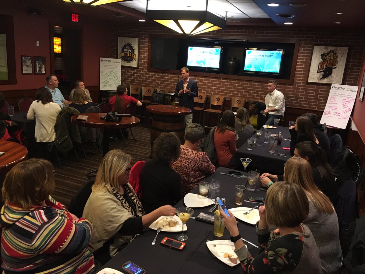 StevenWeniger's tweet photo. Getting it started at our DE HASTI kickoff event! Lots of great engagement already! #HASTI2017 @AndrewHarshey @HoceKelly @DiscoveryEd https://t.co/2h8024zykk