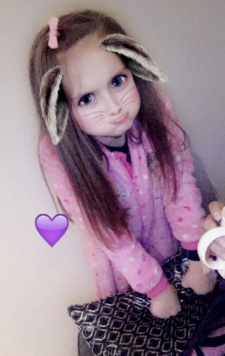 DanceyNumnumss's tweet photo. This little one has a heart of gold. Cannot wait to squeeze her💜 #LittleSis #PrincessLiv https://t.co/Pk50RXma78