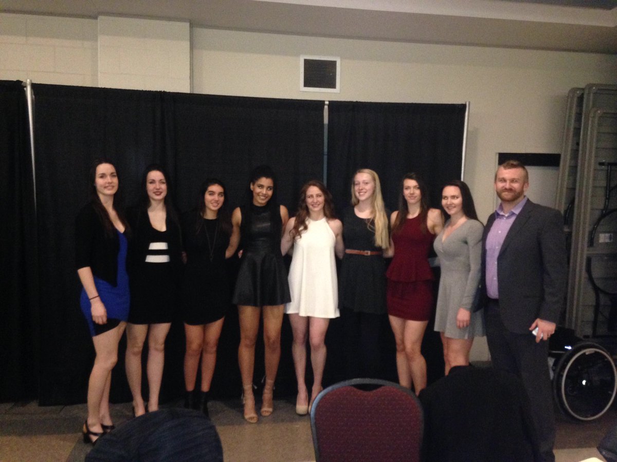 OttSportsAwards's tweet photo. Looking Great Tonight Ottawa Elite U19 Girls Basketball Team @OYBAOttawaElite #Osa2016 https://t.co/P6UABmLl2C
