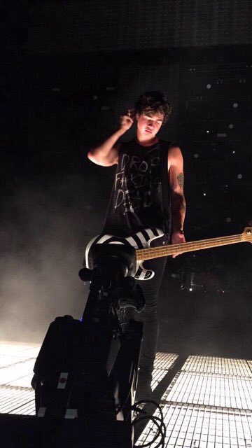 best calum pics tweet media