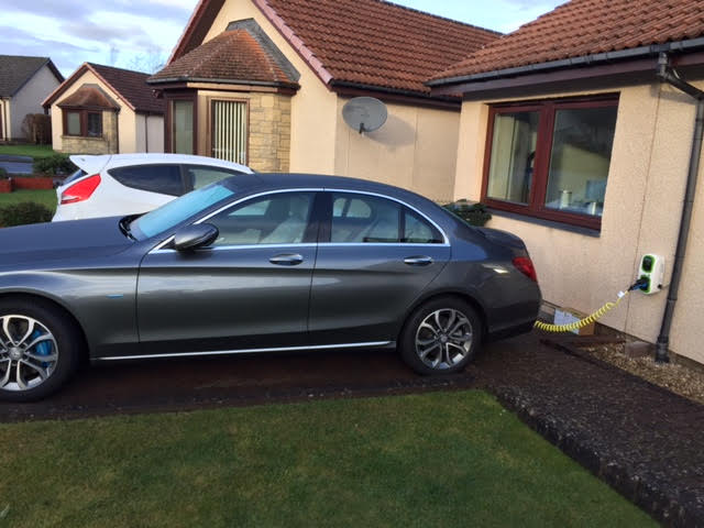Another home charge point installed. The convenience of a home charge point really makes a difference! Easier than a petrol station 🙈 #ev