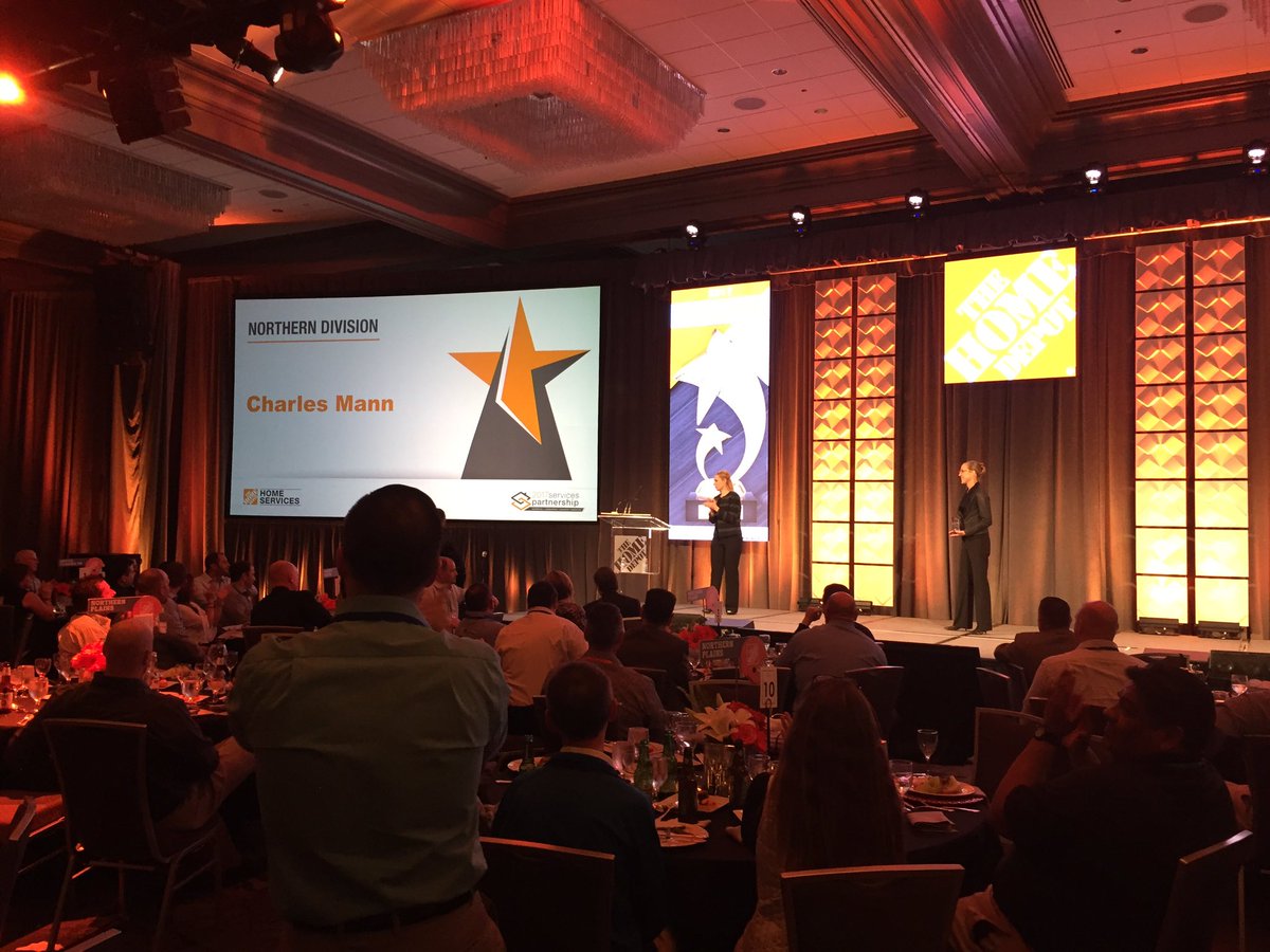 thdShannon's tweet photo. So proud of DSM Charles Mann being honored for Giving Back award for Northern DIV at #SPPM https://t.co/1x7AwbZ8st