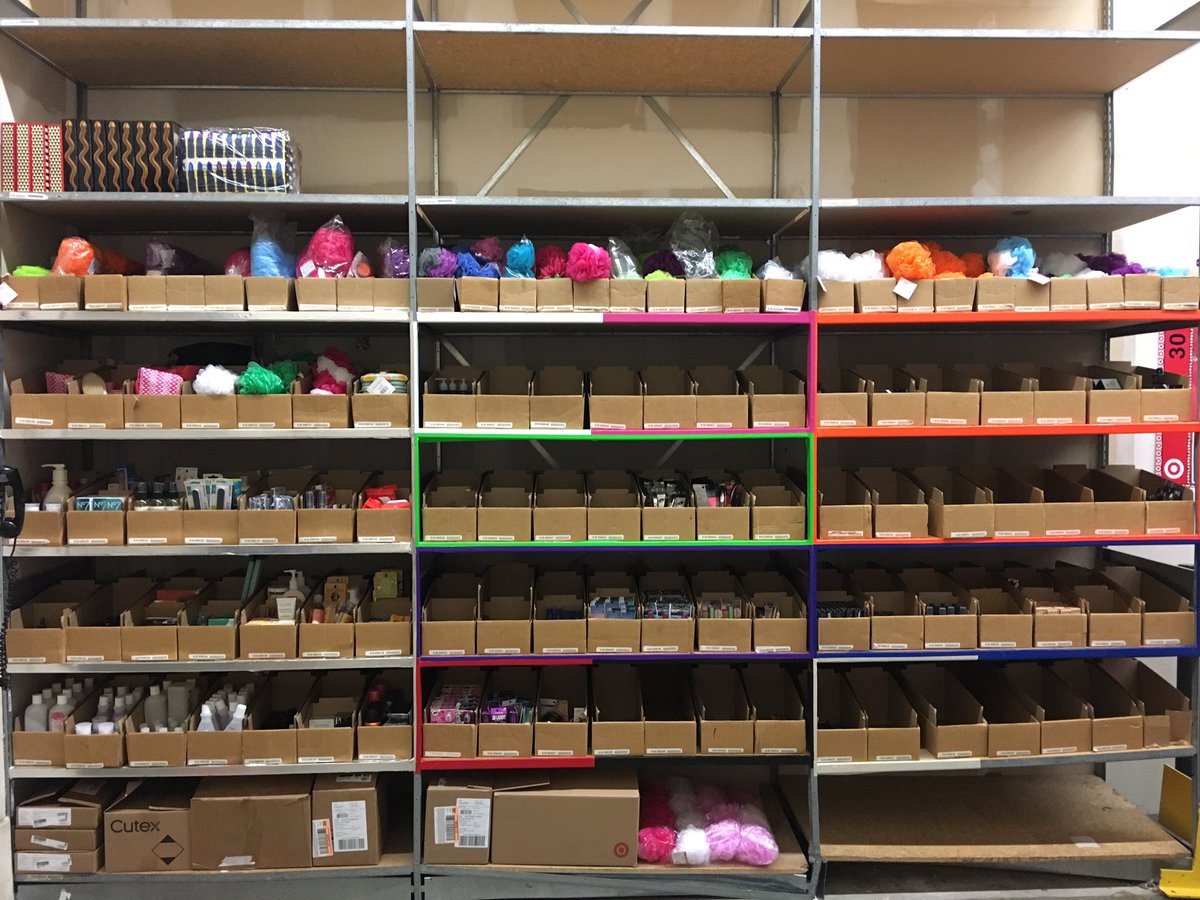 KAR2991's tweet photo. Backroom Cosmetics on point 👌🏼 #labeled #organized #empty #AP @lvillarreal34  @salazarlucy10 @LouieRo25493644 @ESAbernathy https://t.co/sWKoezzsWc