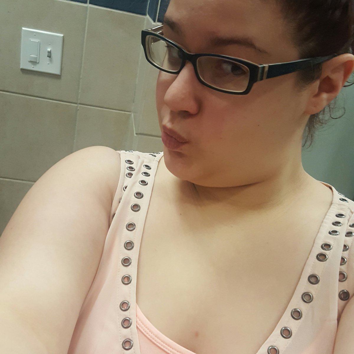 Sarah Rivera tweet media