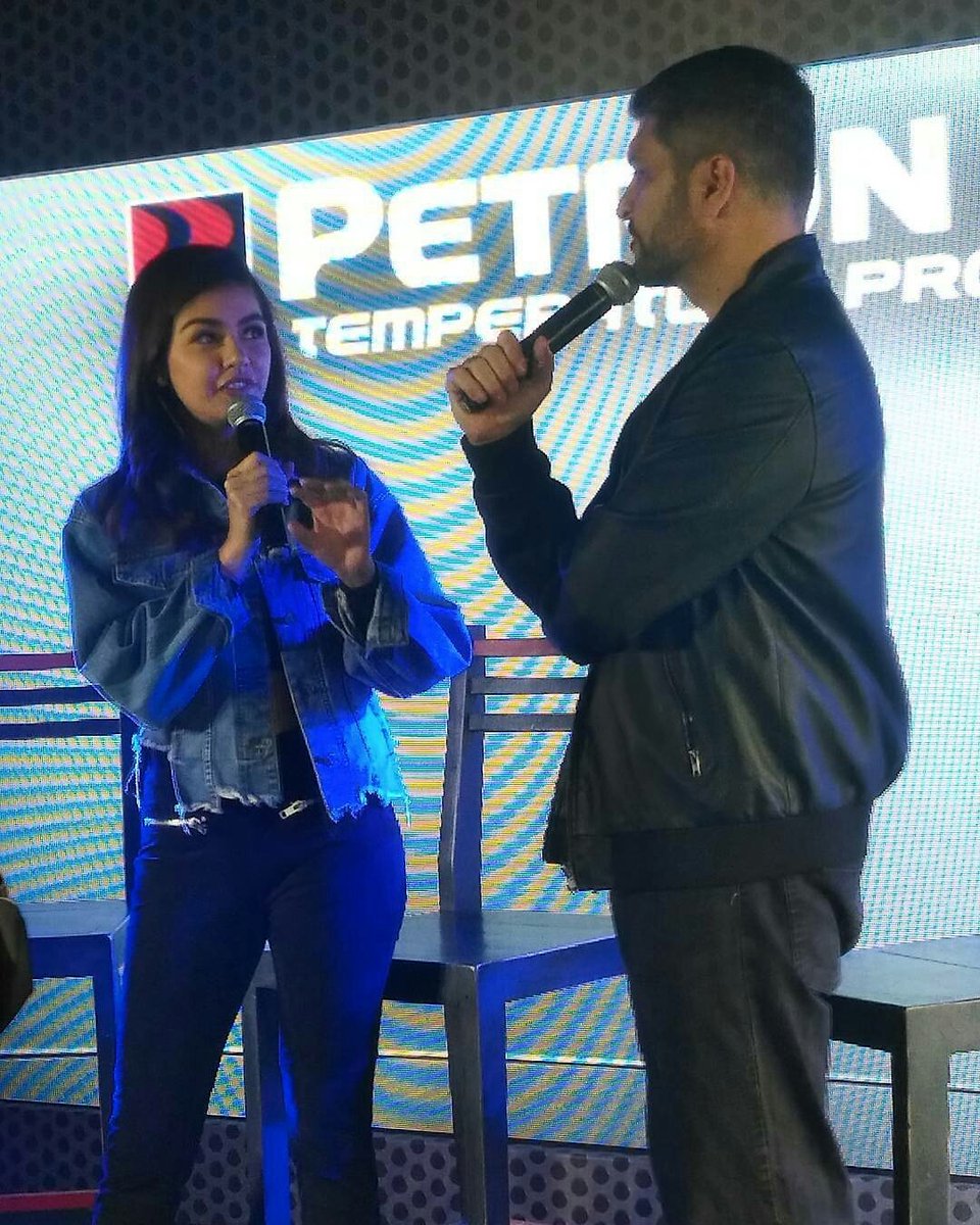 Solid_Janine's tweet photo. @janinegutierrez at Petron HTP Media Launch #PetronHTP #CalendarGirl #JanineGutierrez https://t.co/oR5VEDLTkY