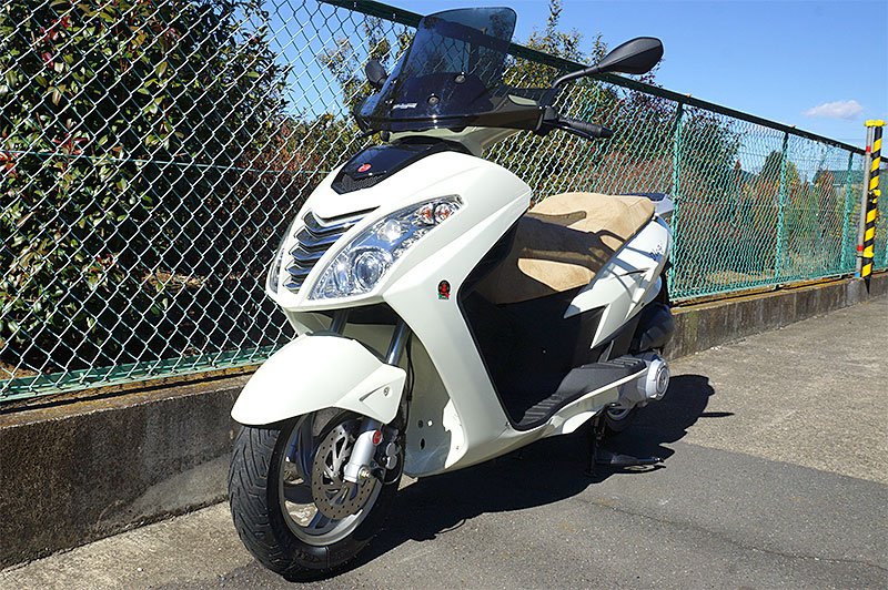 マラグーティ ブログ125 自賠責半年 付き