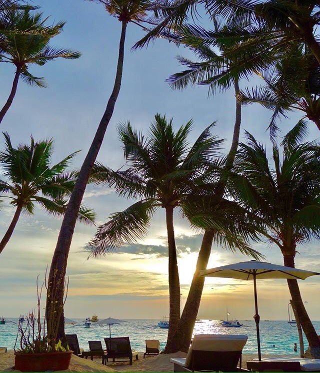 wpklsgo4broke's tweet photo. #boracay #wpkls #go4broke https://t.co/QxFr9p8WIa