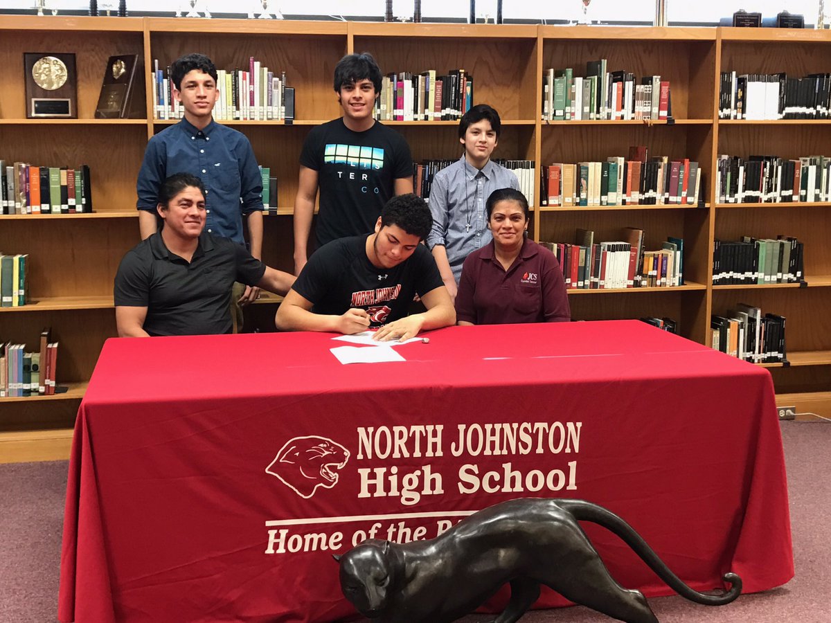 _pantherprowl's tweet photo. congrats to Ben Jaramillo for committing to UNC Pembroke today!we couldn't be more proud of your accomplishments!🏈🐾 https://t.co/sGK6zTrYAt