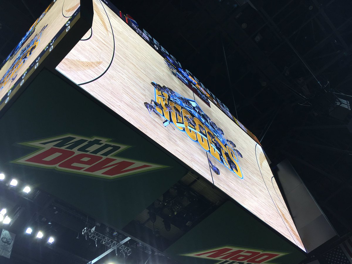 SagewoodMS's tweet photo. Way to go SGMS band and choir students! Our students we fortunate enough to perform at the Denver Nuggets game tonight! #SGMSPride @dcsdk12 https://t.co/7vu77wHAxm
