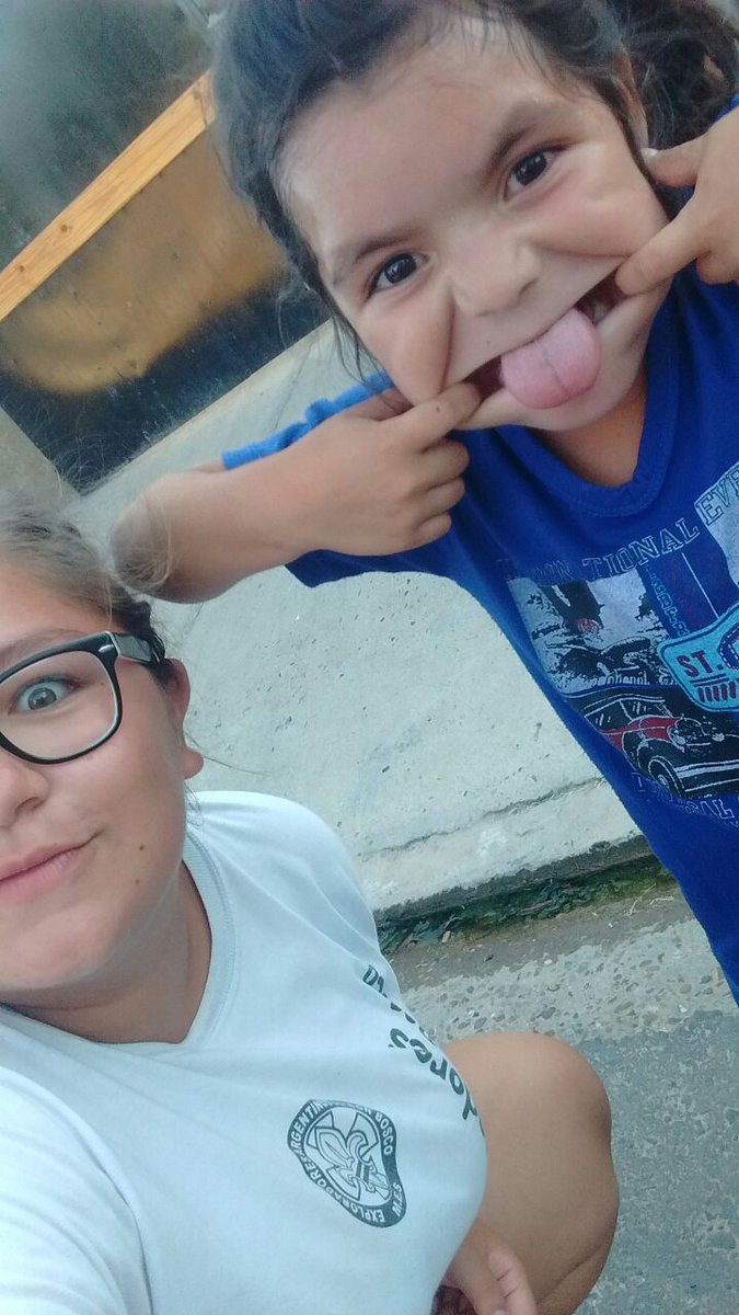 cecird_'s tweet photo. Sos terrible lío, ojalá te siga cruzando y abrazándote con el corazón !!!! #Osjb https://t.co/4ZlthhGhP0