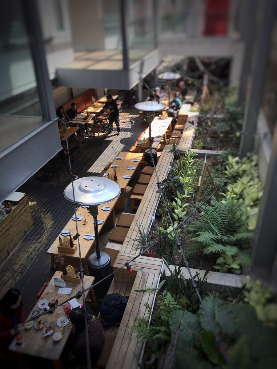 pmqhkdesign's tweet photo. Searching for chinese cuisine with freshly local-grown ingredients? #SOHOFAMA maybe your healthy and tasty choice. #PMQHK https://t.co/43XYF3MclD