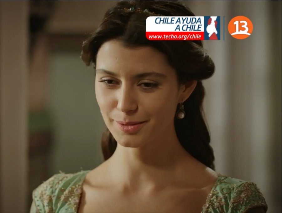 BerenSaatChile's tweet photo. HT #AnastasiaRenace 

#Kosem 
#KosemSultan
#KosemSultana
#SultanKosem
#SultanaKosem
#LaSultanaKosem
#KosenLaSultana
#BerenSaat
#Beren_Saat https://t.co/wOqG4jv8FX