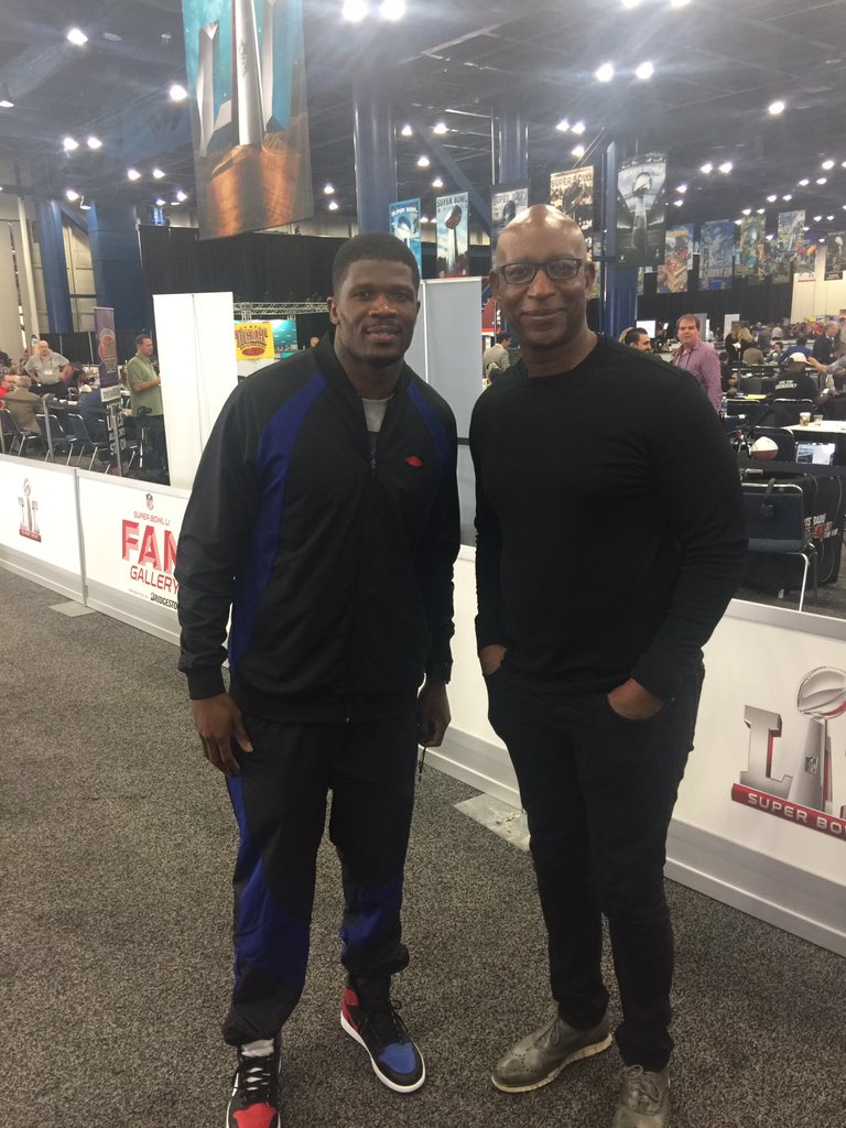 EricDickerson's tweet image. First ballot @NFL @ProFootballHOF @johnson80
#MediaRow #SB51 #ED2105