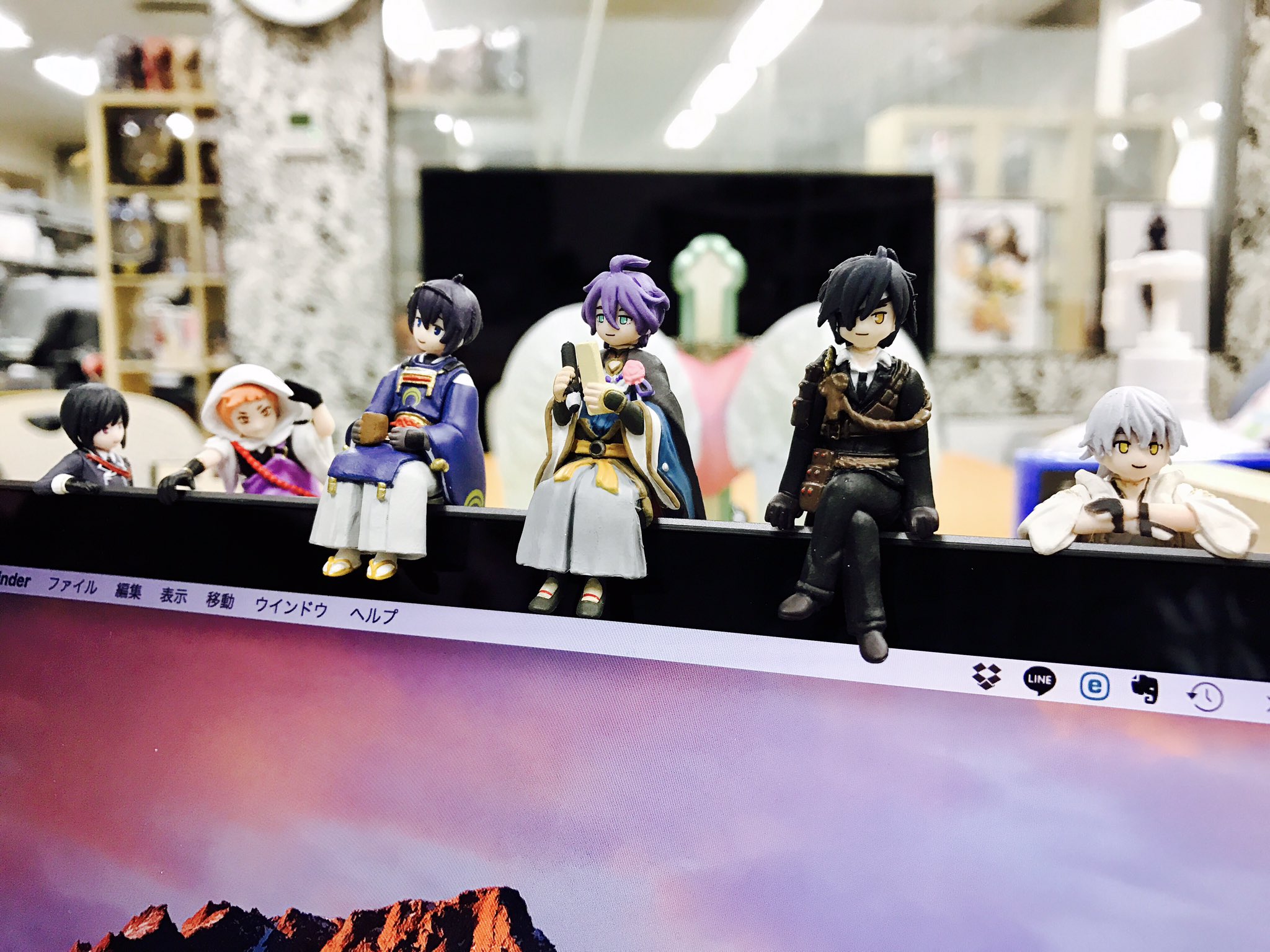 でじたろう ニトロプラス Putitto刀剣乱舞かわいい コップじゃなくてmacのモニターのフチにも付けられる でじたろう ニトロプラス Putitto刀剣乱舞かわいい コップじゃなくてmacのモニターのフチにも付けられる