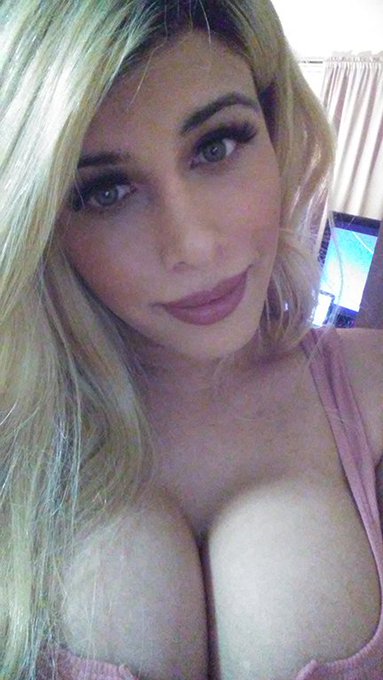 This pretty face you must worship, spend, and keep me happy so you know what to do ;) #financialdomination<a href="/tag/financialdomination"class="tags"><span>#financialdomination</span></a>