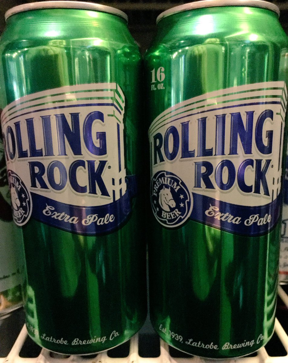 TheWebfootBar's tweet photo. Pop Up Special!! Size does matter >>>>  $1 Rollong Rock Man Cans!!  #GOGREEN #GoDucks #WebfootWednesday #college https://t.co/0AkeJTaat8