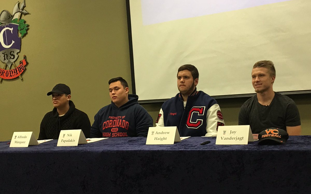 LetsGoDons's tweet image. Congrats to these fine young men who signed National Letters of Intent today. So proud of their accomplishments! #NationalSigningDay #NSD17