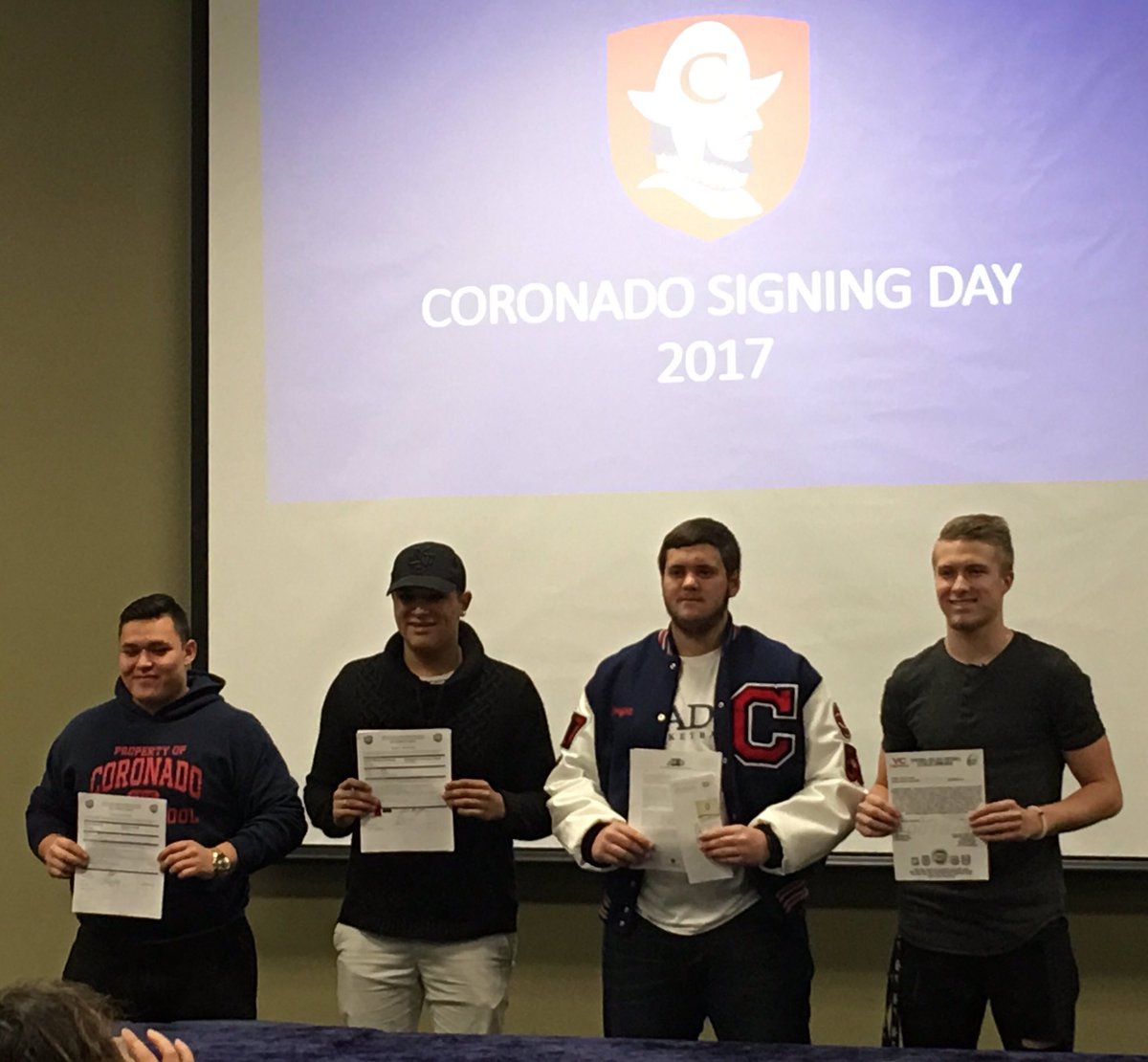 LetsGoDons's tweet image. Congrats to these fine young men who signed National Letters of Intent today. So proud of their accomplishments! #NationalSigningDay #NSD17