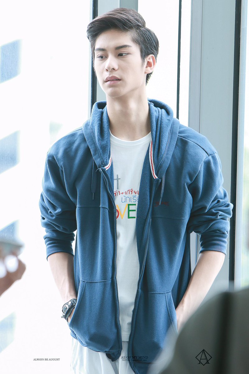 ไม่ได้เจอกันนานแล้ว
คิดถึงจังเลยคุณ <a href="/AugustZu/">AugustVachiravit</a> 
😊💕🙆🏻
#คิดถึงเดือนแปด #ทีมออกัส 
#เดือนแปดแหวกไทม์ไลน์
#TUSexyBoy