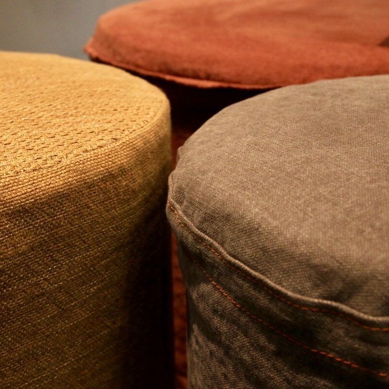 BodeFabrics's tweet photo. The casual pouf in wonderfully warm tones by @puylaertdesigns. #casual #sginteriors #linen #tanboonliat #tbl https://t.co/vJKZrVTuYb