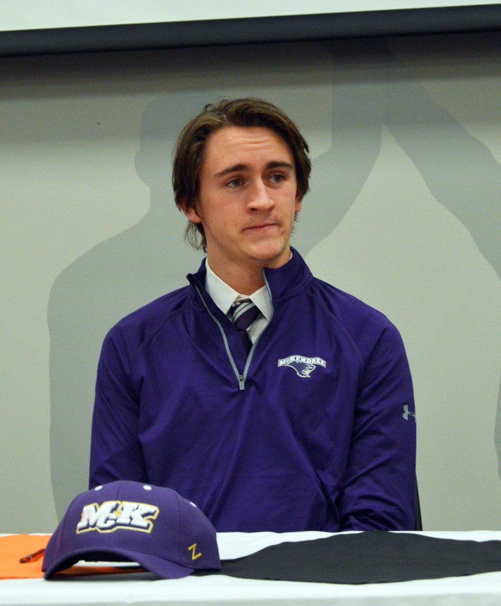 kamper317's tweet image. EHS quarterback Brenden Dickmann is heading to McKendree theintelligencer.com/sports/article…