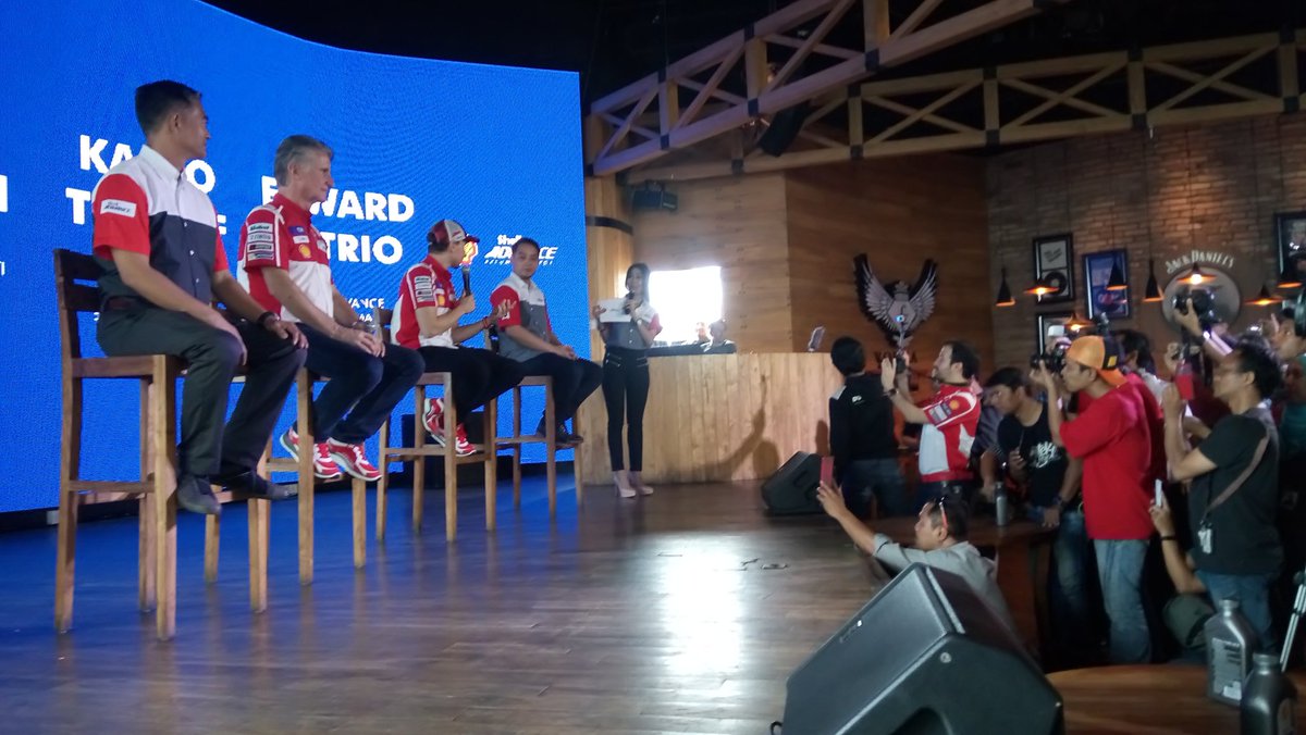 JL99Land's tweet photo. Today at #ShellAdvanceLorenzoGoToINA @mustang88fm at Jakarta https://t.co/CbB76CnA9E