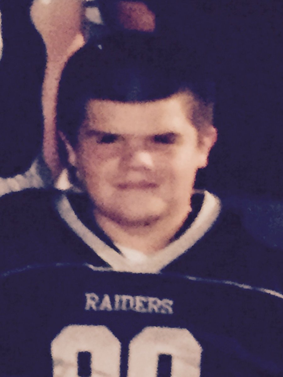 PDWalsh65's tweet photo. Nicely done 65, nicely done..... #clraiders, #clsgators, #lorasduhawks #gridirongoals, #fatherspride https://t.co/8Ci9f8UACE