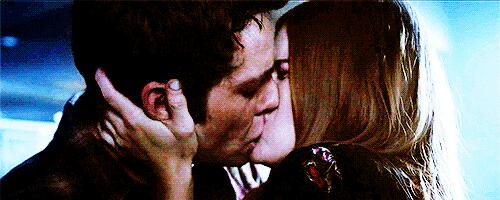 vanillawonwoo's tweet photo. #Lydia : i didn't said it back
#Stiles : you don't have to
#TeenWolf #TeenWolfwinterfinale #Stydia #StydiaEndgame #StydiaKiss https://t.co/HPIXJpkyIn